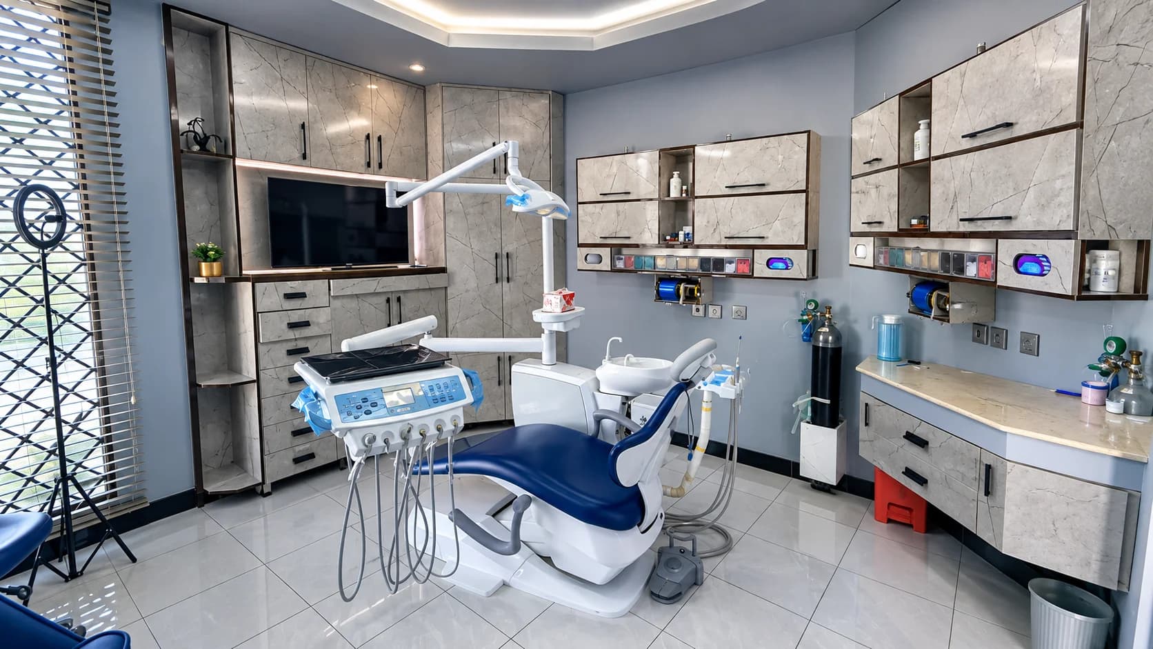 Premier Dental Care treatment room surgical angle view, Rahim Yar Khan